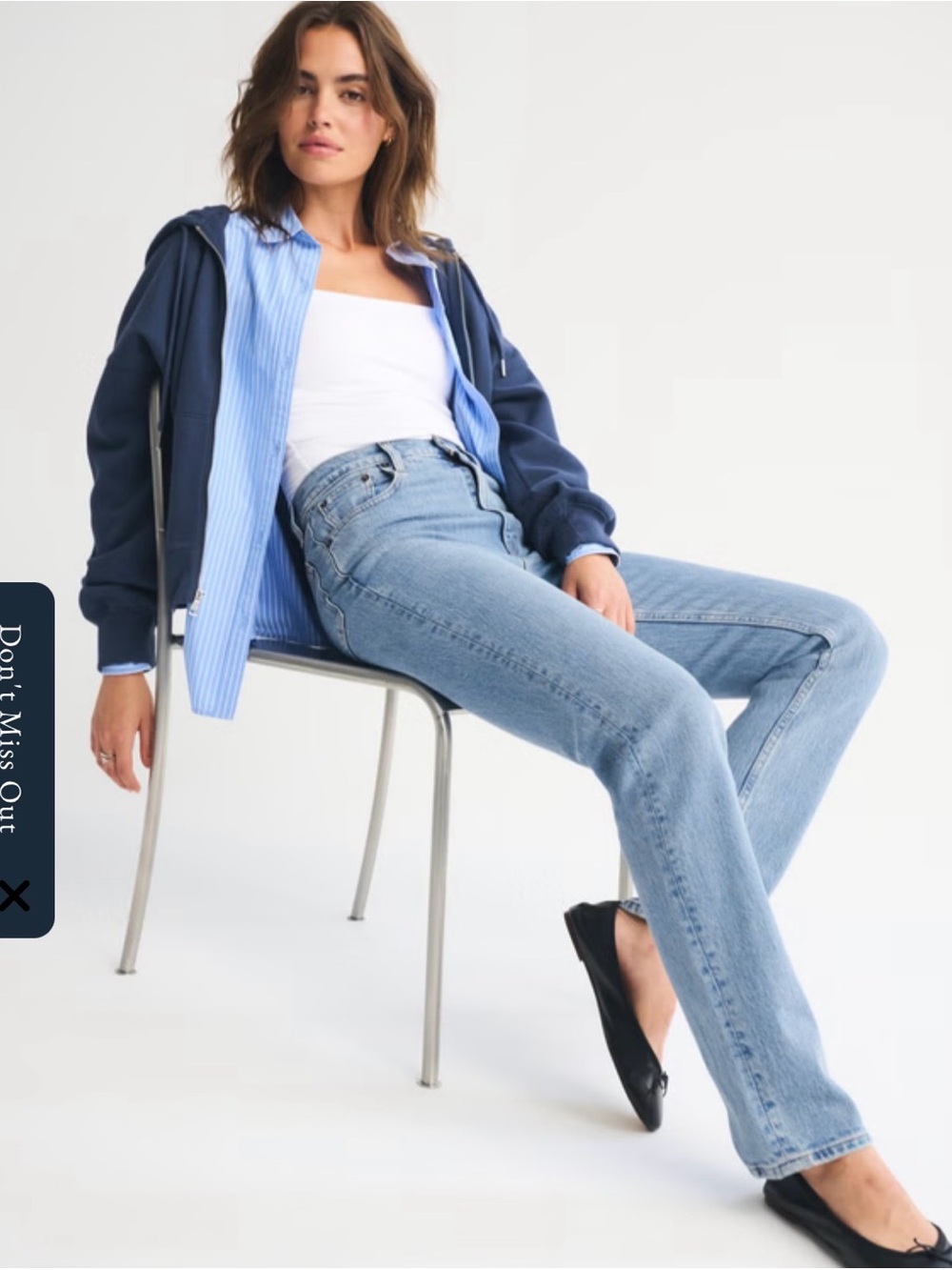 Abercrombie & Fitch Ultra High Rise 90s Straight Jean - Picture 6 of 6